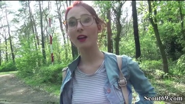 Amatőr fritz pár kettyint a természetben Thumb