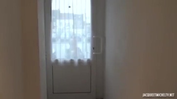 Nagyi imádja a fiatal pajszert Thumb