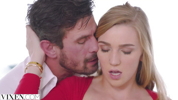 Szeximádó felettes falloszra húzta a basznivaló kis titkárnőt Thumb