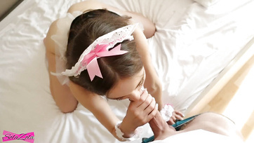 Kurvás cselédlány imádja, ha rendesen megkúrják a pináját Thumb