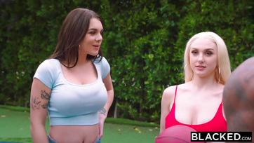 Egymás társaságában kufircolnak a sötét bőrű palikkal a faszhiányos leányzók Thumb