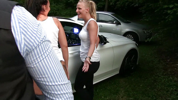 Nagy Popsis germán milf szajhák kedvelik a hardcore baszást Thumb