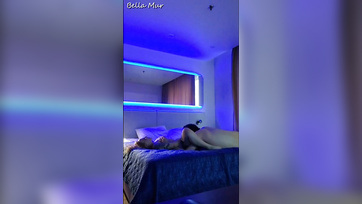 Vérbeli amatőr vagina nyalásos orgazmus a kém kamerán át Thumb