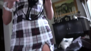 Mióta lebuktattam a mostoha húgomat önkielégítés közben folyton-folyvást csak reszelni óhajt velem! Thumb