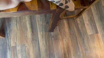 Felszedték a 2 dögös libát és jól megbaszarintották mindannyiuk lyukát Thumb